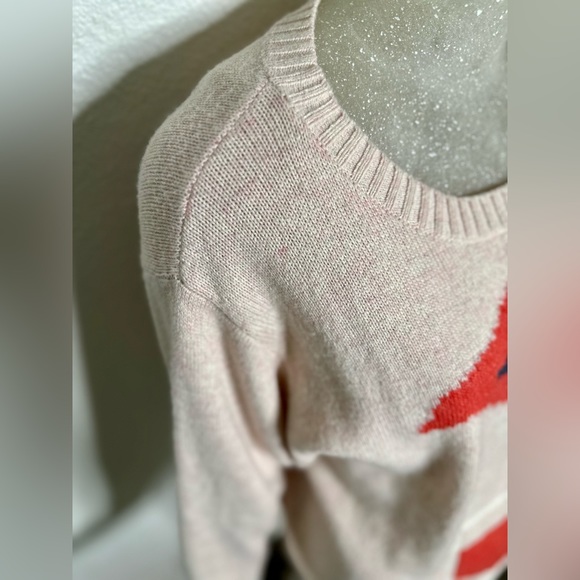 Wildfox Women’s Light Pink “Taking a Sip” Wide Collar Sweater. Size XSmall - Picture 4 of 12